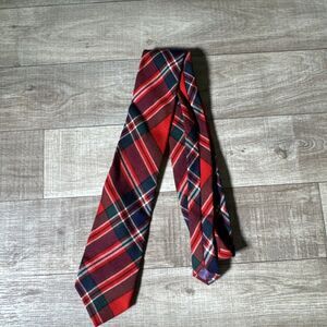 Lochcarron Scotland Wool Tartan Plaid Neck Tie MacDougall Heritage Classic